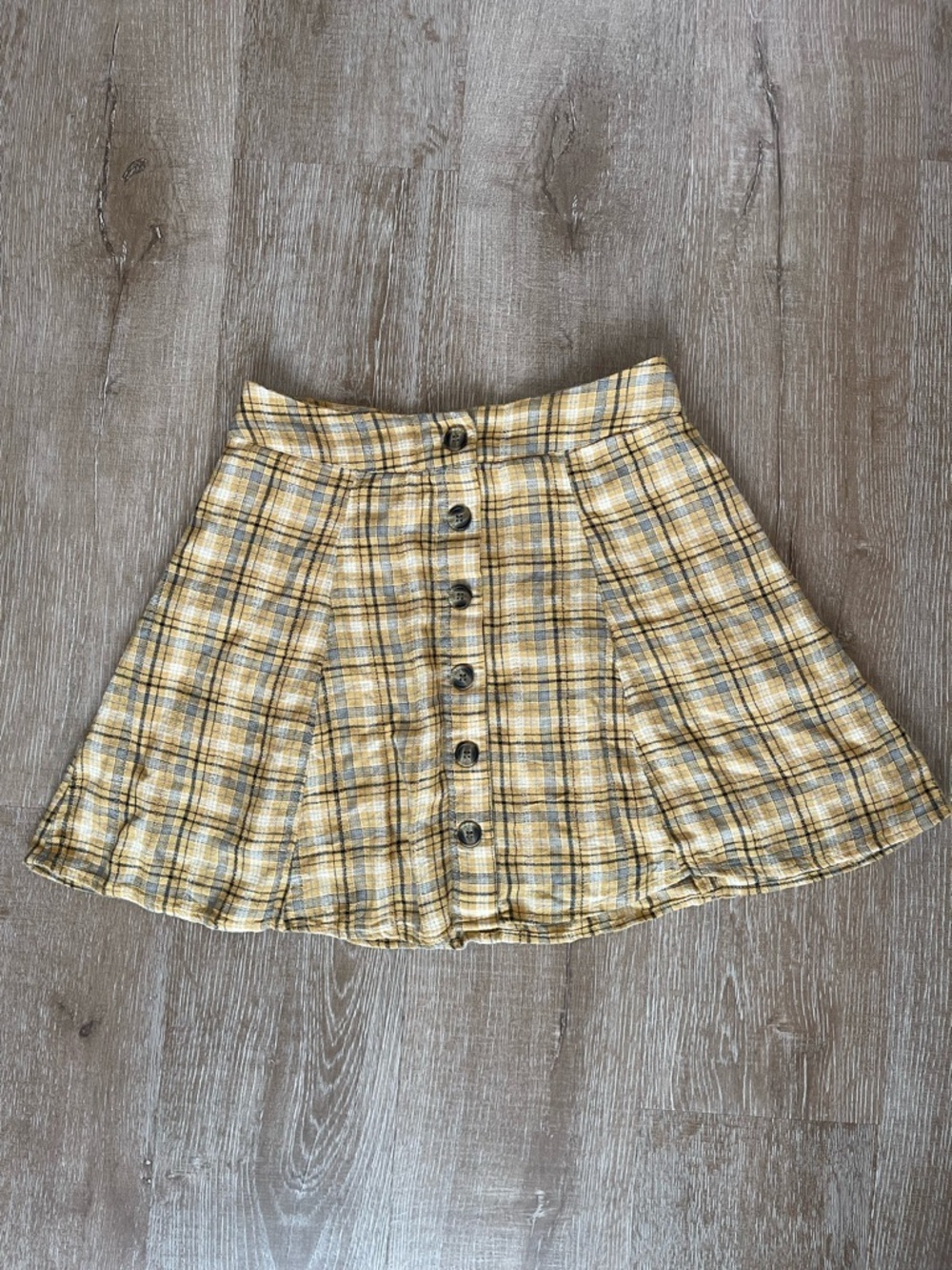 Soft school girl skater American Eagle Yellow Plaid Button-Front Skirt size XS